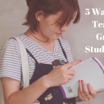 5 Ways By Which Teachers Can Greet Their Students In Class