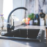 Choose Your Kitchen Sink Faucet Style