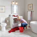 How to Clean a Bathroom Quickly