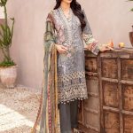 Pakistani Dresses & Pakistani Suits online shopping
