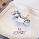 What is A Traditional Engagement Ring for Her?