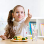 6 Ways to Encourage Your Child to Try New Foods