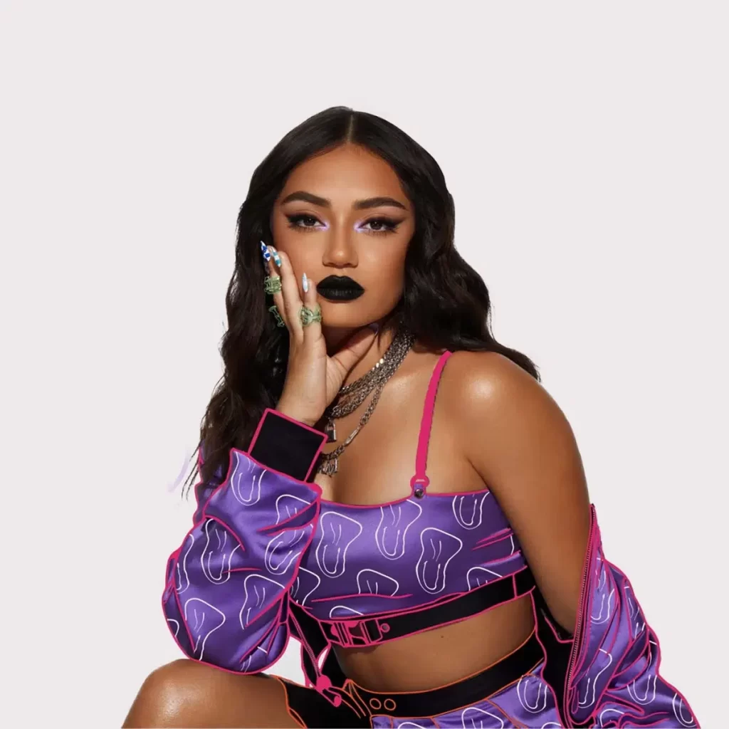 10 Models on TikTok You Can’t Miss: Trendsetters Redefining Beauty! - 5. Avani Gregg - The Makeup Guru